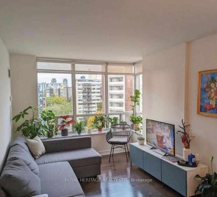 Photo 3 of 60 St Clair Avenue W, Toronto, Yonge-St. Clair — HOMEH