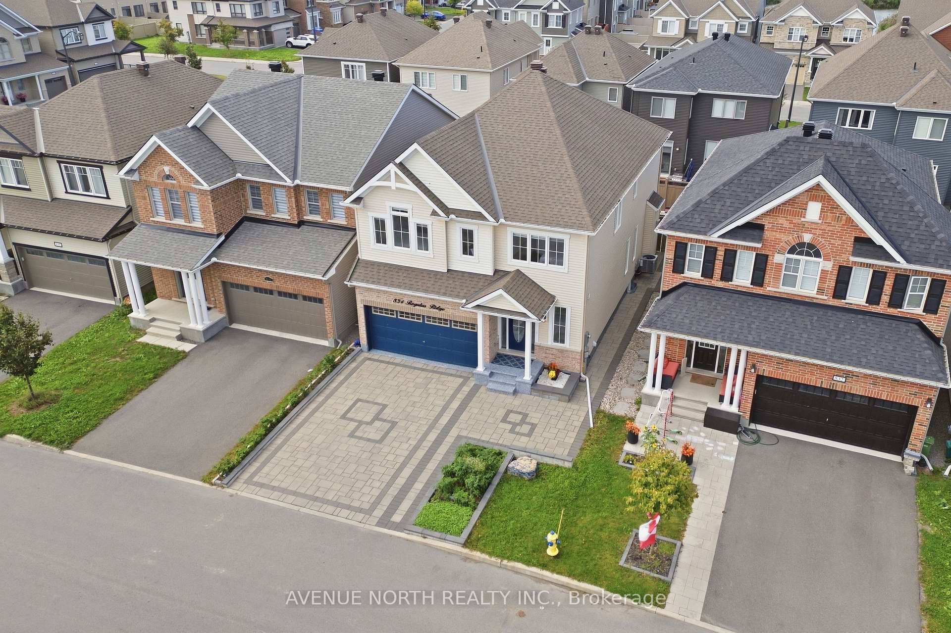 Photo 4 of 834 Regulus Ridge, Ottawa, Barrhaven - Half Moon Bay — HOMEH