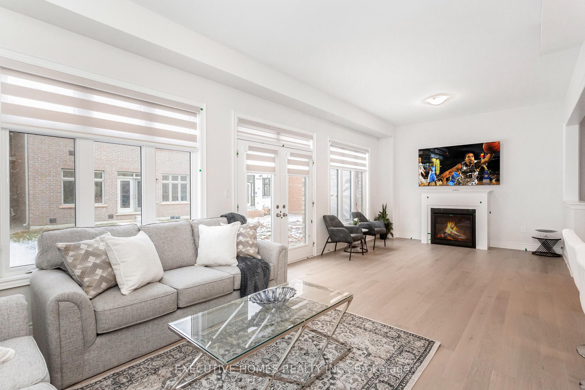 Photo 5 of 1371 Peony Path, Oakville, Joshua Meadows — HOMEH