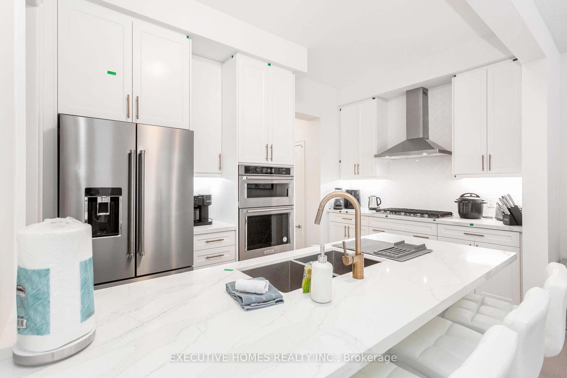Photo 14 of 1371 Peony Path, Oakville, Joshua Meadows — HOMEH