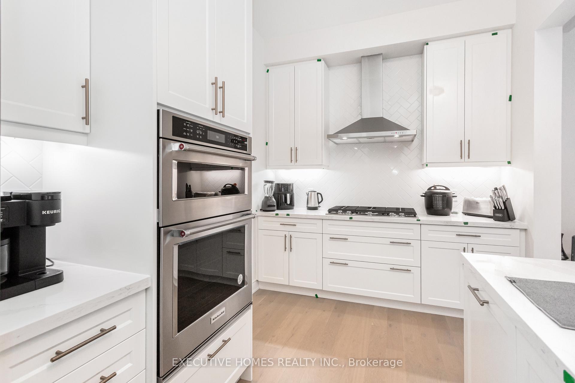 Photo 16 of 1371 Peony Path, Oakville, Joshua Meadows — HOMEH