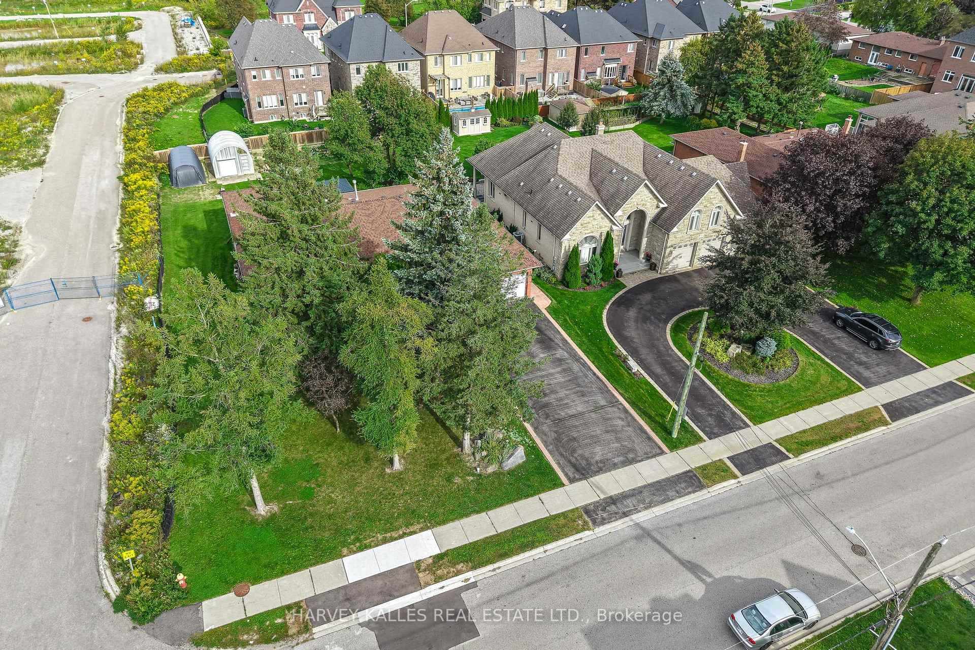 Photo 30 of 113 Bond Crescent, Richmond Hill, Oak Ridges — HOMEH