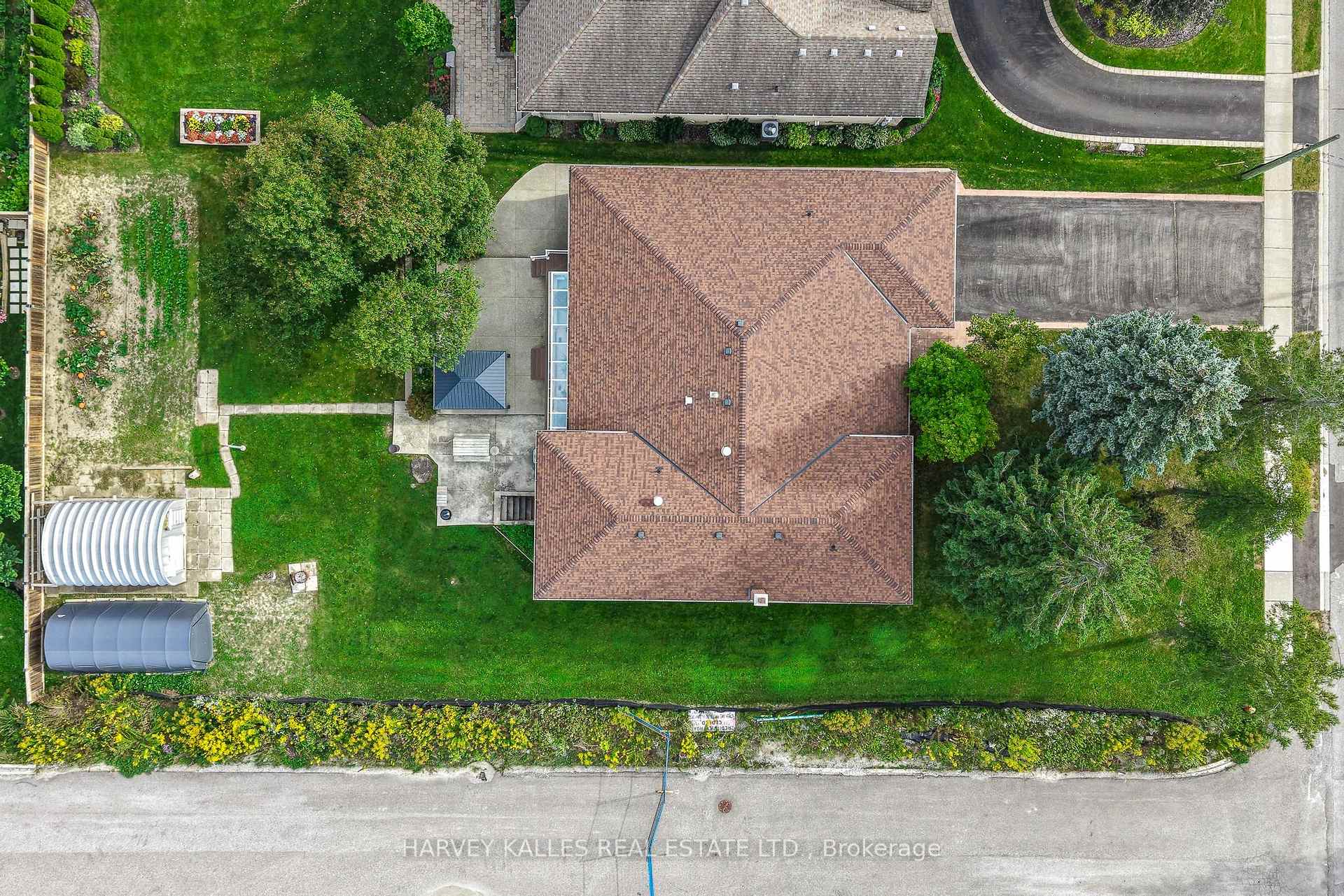 Photo 35 of 113 Bond Crescent, Richmond Hill, Oak Ridges — HOMEH