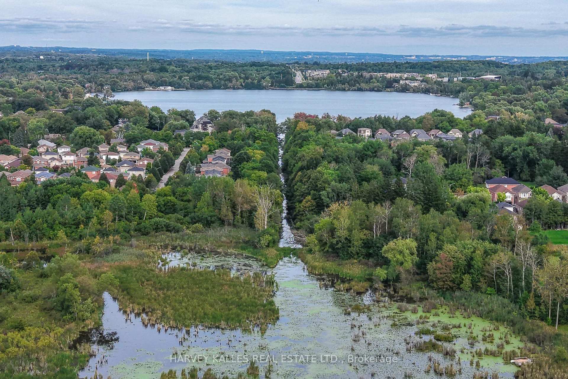 Photo 37 of 113 Bond Crescent, Richmond Hill, Oak Ridges — HOMEH