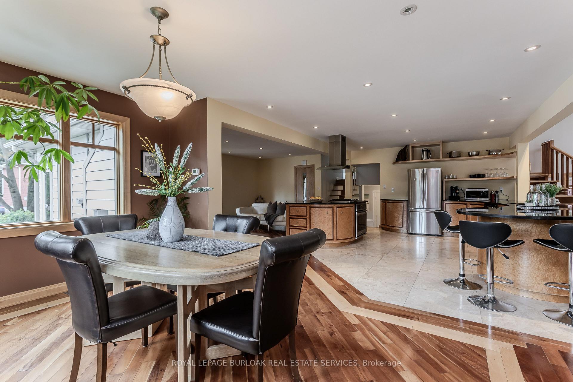 Photo 13 of 707 Ross Street, Burlington, Brant — HOMEH