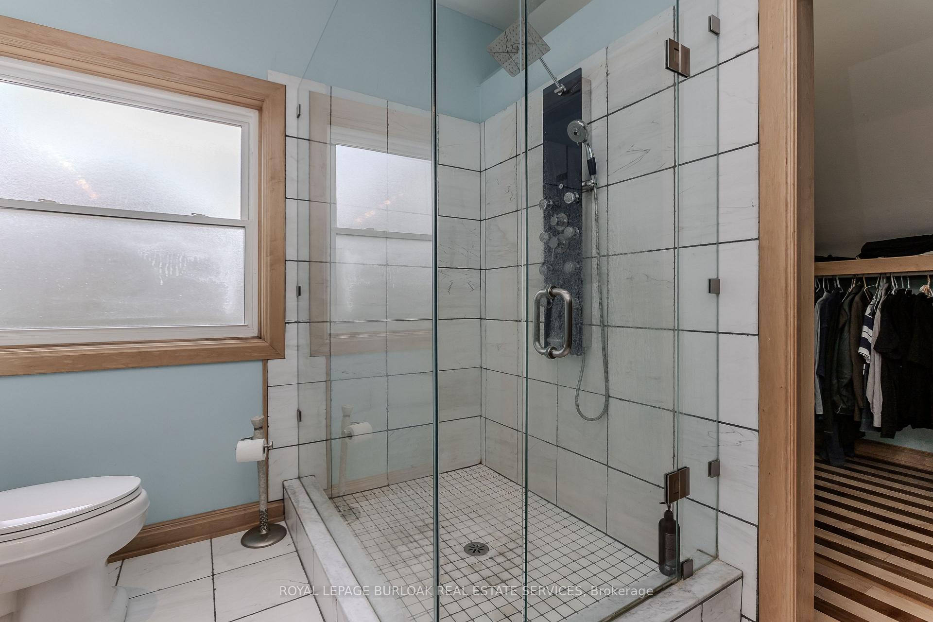Photo 26 of 707 Ross Street, Burlington, Brant — HOMEH