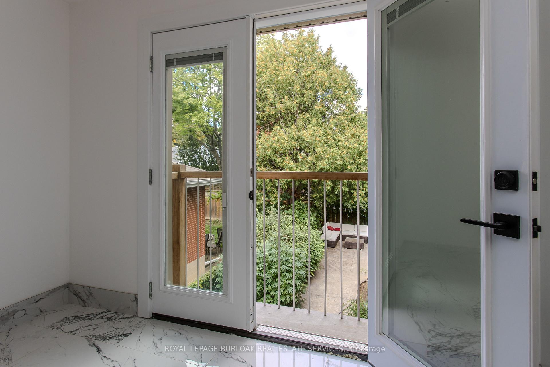 Photo 31 of 707 Ross Street, Burlington, Brant — HOMEH