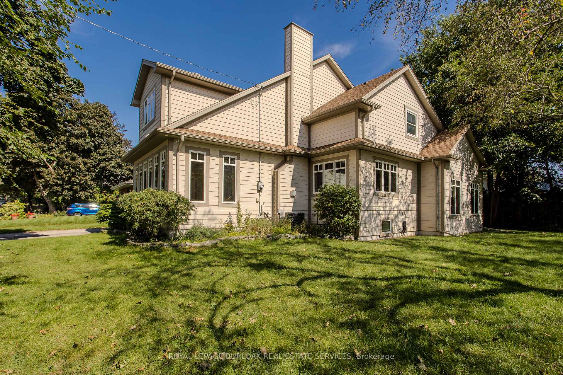 Photo 43 of 707 Ross Street, Burlington, Brant — HOMEH