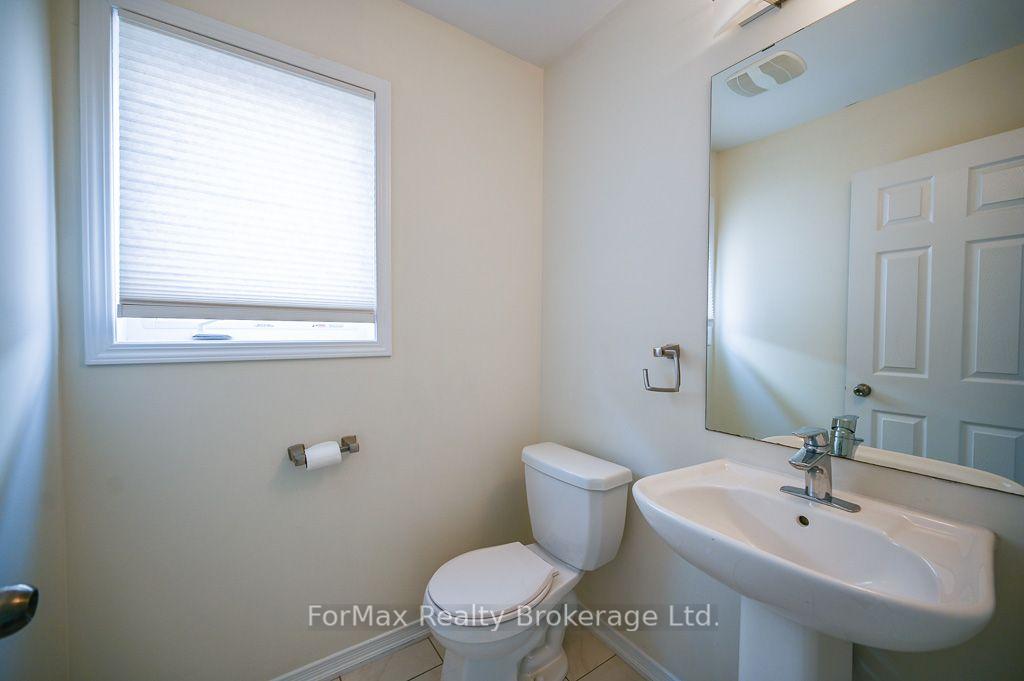 Photo 8 of 113 English Lane, Brantford, Shellard Lane — HOMEH