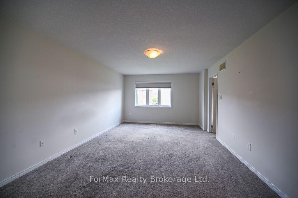 Photo 22 of 113 English Lane, Brantford, Shellard Lane — HOMEH