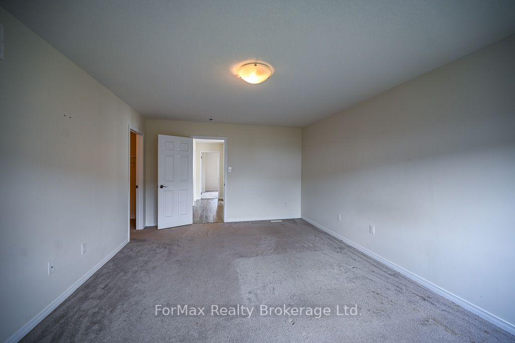 Photo 24 of 113 English Lane, Brantford, Shellard Lane — HOMEH