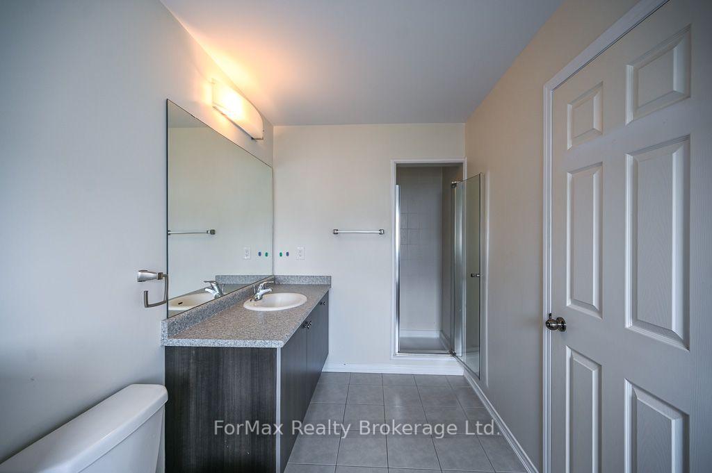 Photo 27 of 113 English Lane, Brantford, Shellard Lane — HOMEH