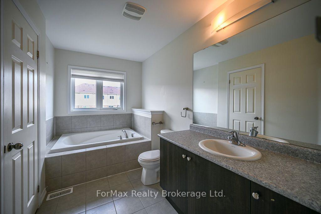 Photo 28 of 113 English Lane, Brantford, Shellard Lane — HOMEH