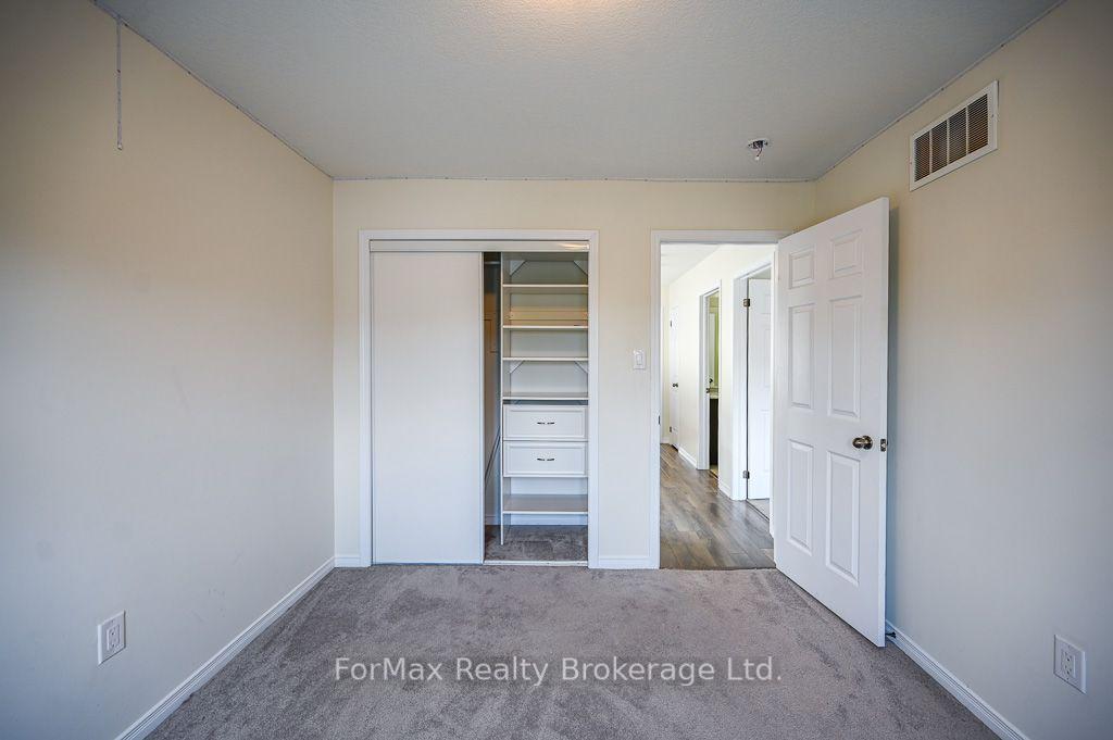 Photo 35 of 113 English Lane, Brantford, Shellard Lane — HOMEH