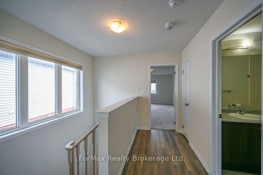 Photo 37 of 113 English Lane, Brantford, Shellard Lane — HOMEH