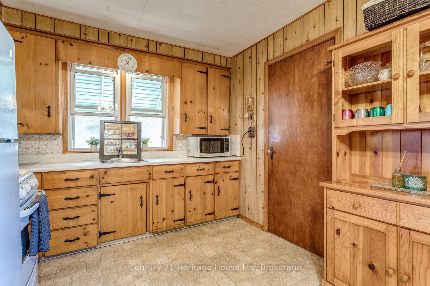 Photo 10 of 91 Merion Street, Guelph, Junction/Onward Willow — HOMEH