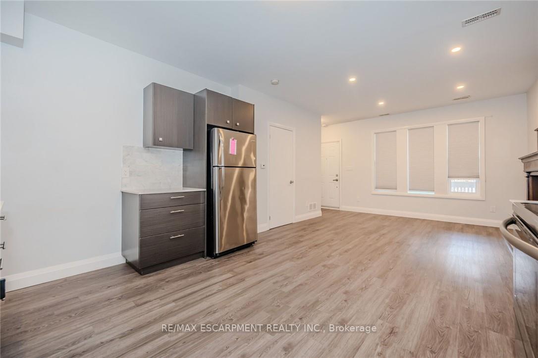 Photo 8 of 74 Cathcart Street, Hamilton, Beasley — HOMEH