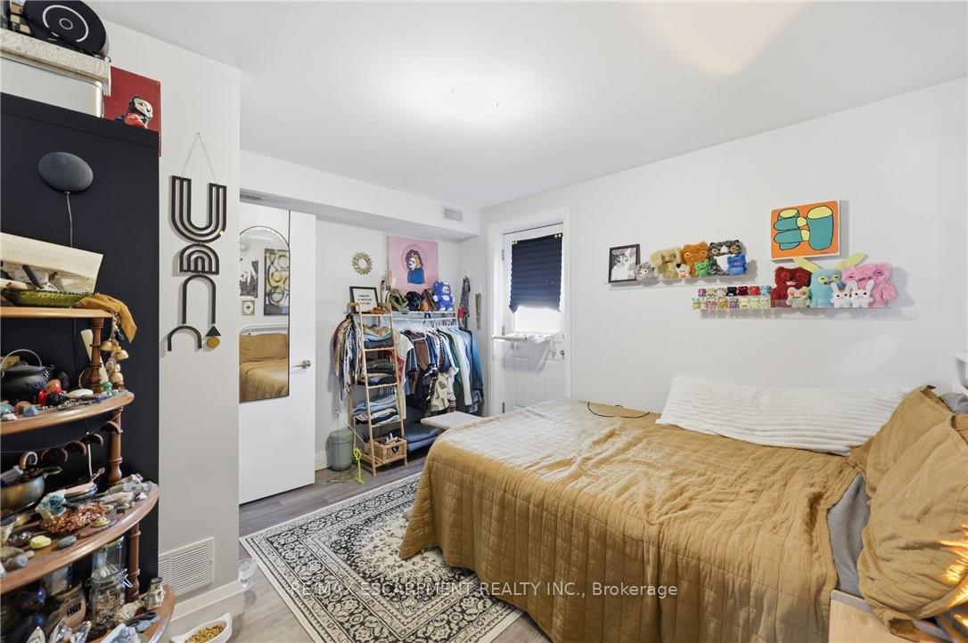 Photo 25 of 74 Cathcart Street, Hamilton, Beasley — HOMEH
