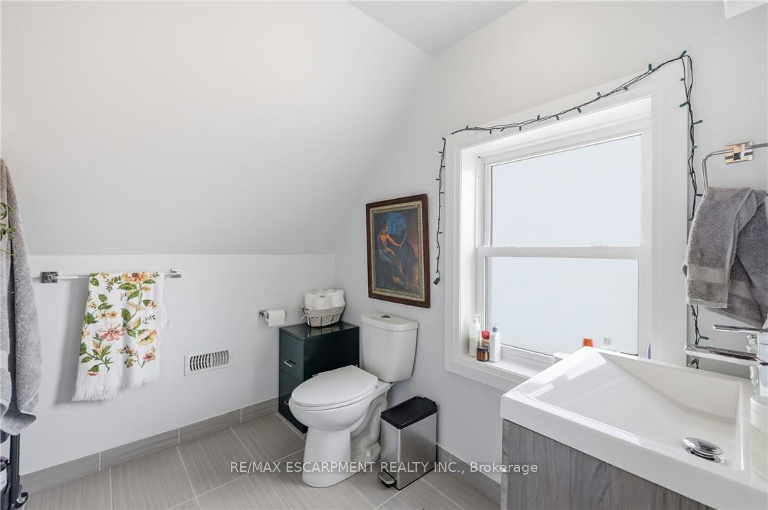 Photo 30 of 74 Cathcart Street, Hamilton, Beasley — HOMEH