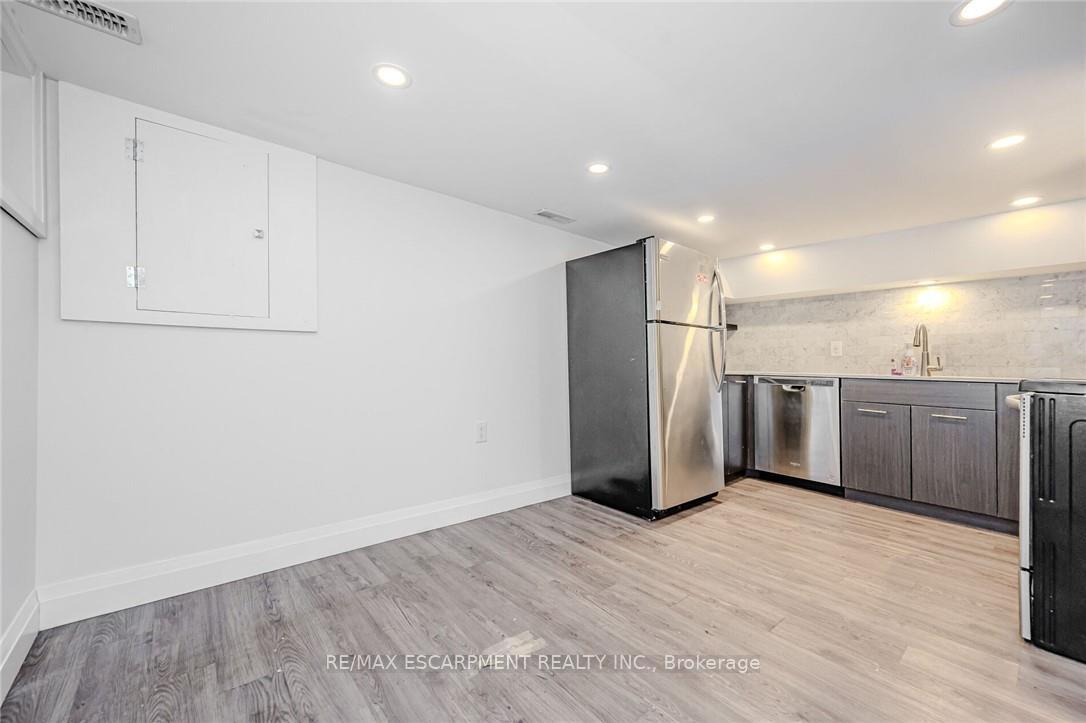 Photo 38 of 74 Cathcart Street, Hamilton, Beasley — HOMEH