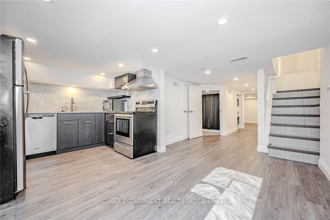 Photo 40 of 74 Cathcart Street, Hamilton, Beasley — HOMEH