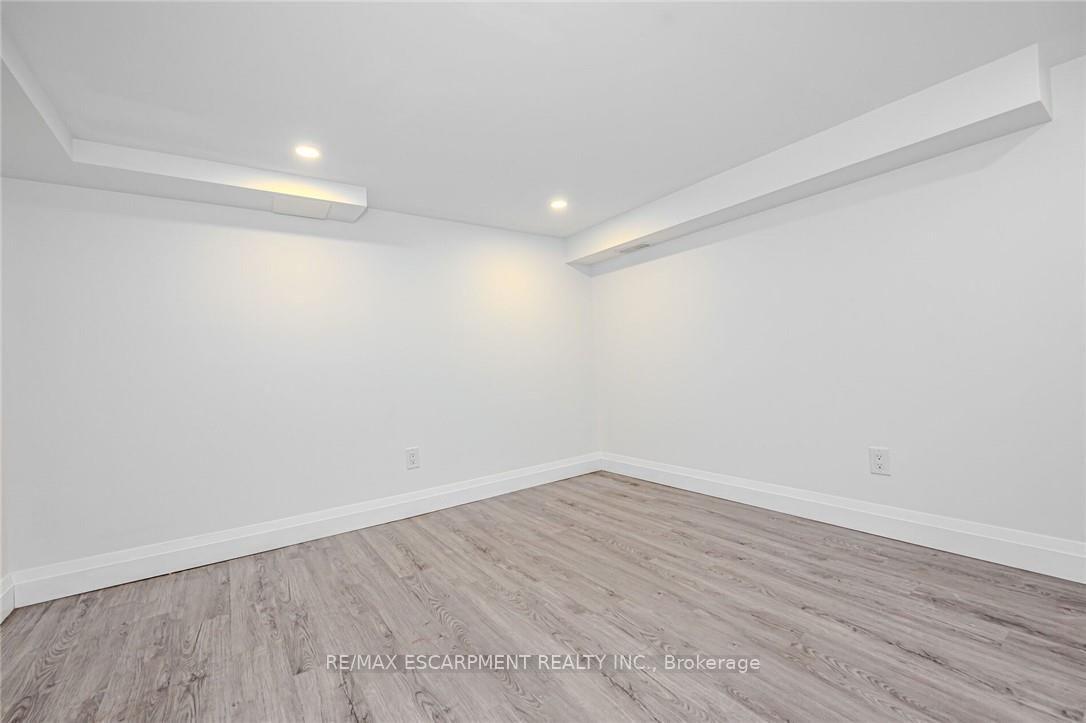 Photo 42 of 74 Cathcart Street, Hamilton, Beasley — HOMEH