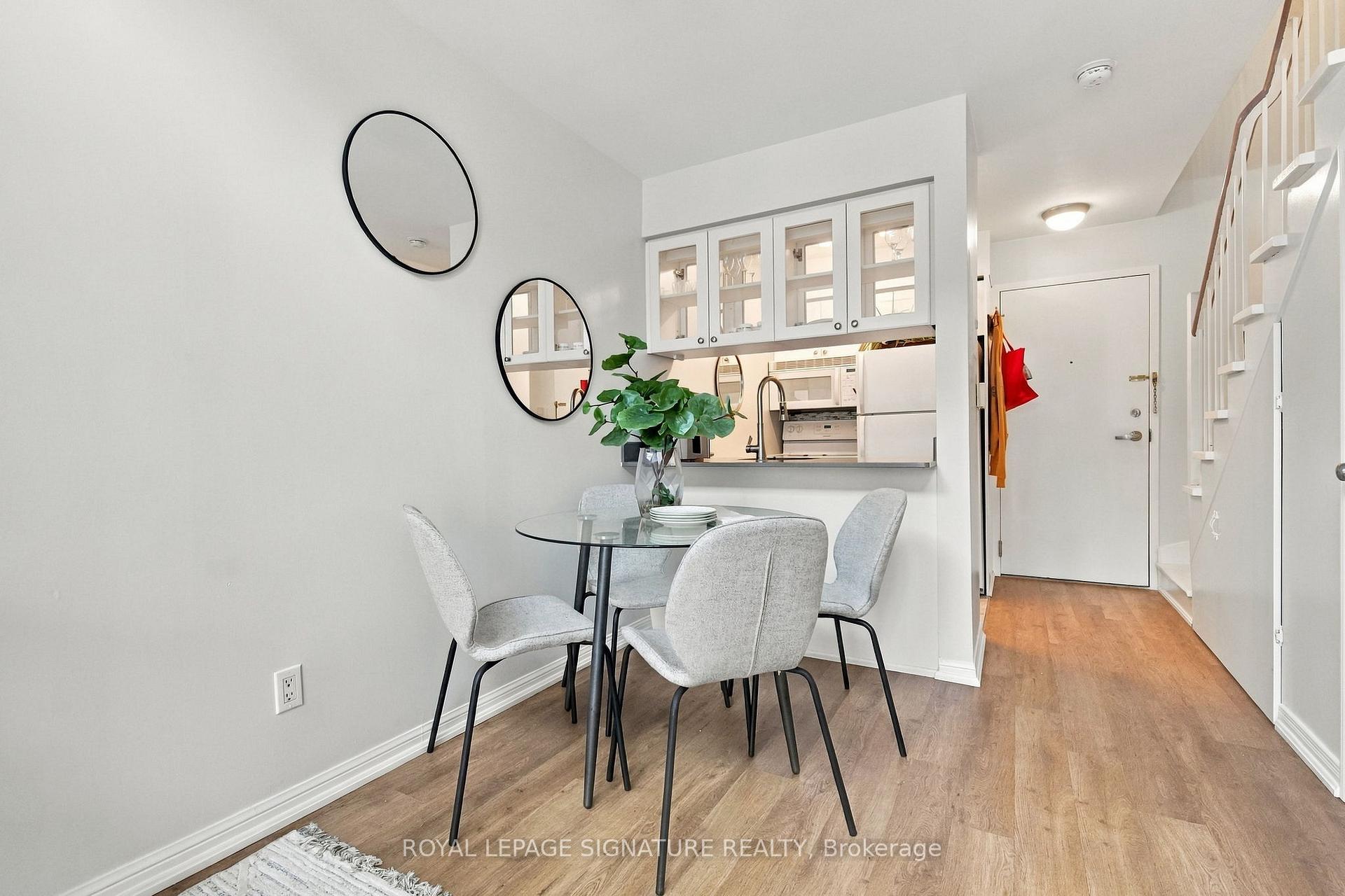 Photo 6 of Unit 207, 119 Merton Street, Toronto, Mount Pleasant West — HOMEH