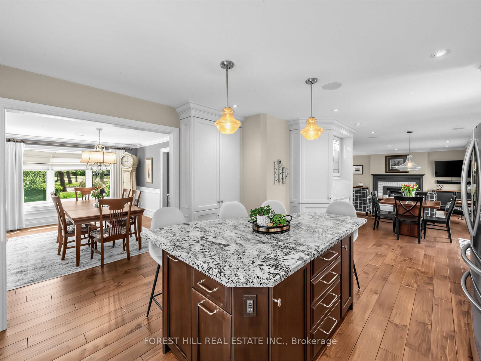 Photo 13 of 358 Kingsway Place, Milton, Old Milton — HOMEH