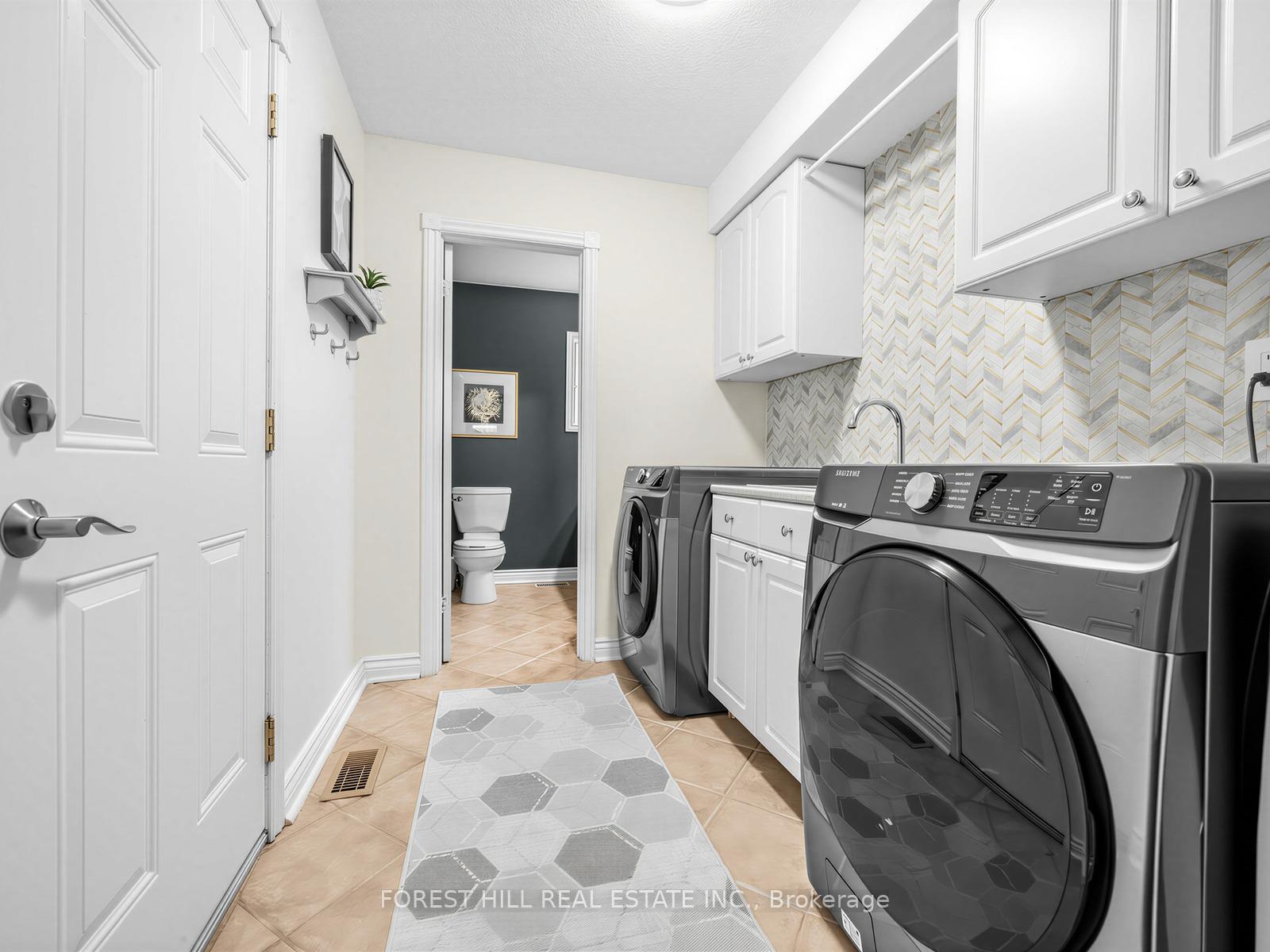 Photo 18 of 358 Kingsway Place, Milton, Old Milton — HOMEH