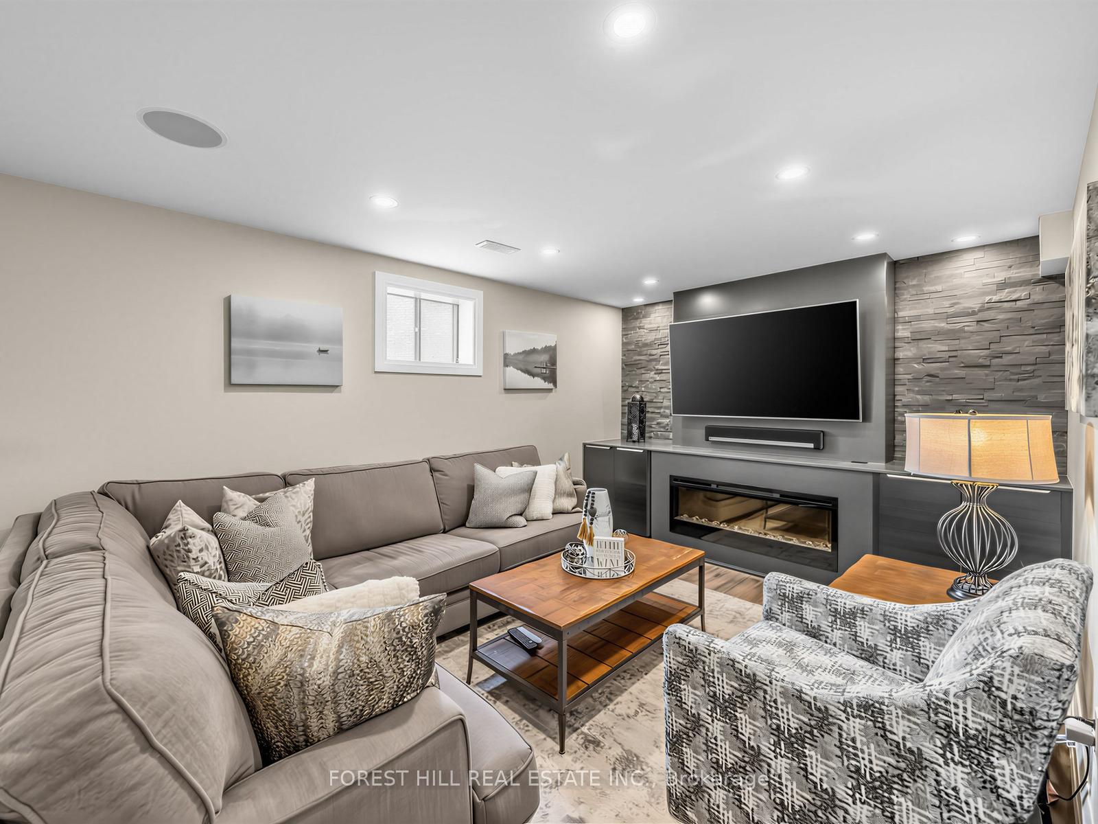 Photo 28 of 358 Kingsway Place, Milton, Old Milton — HOMEH