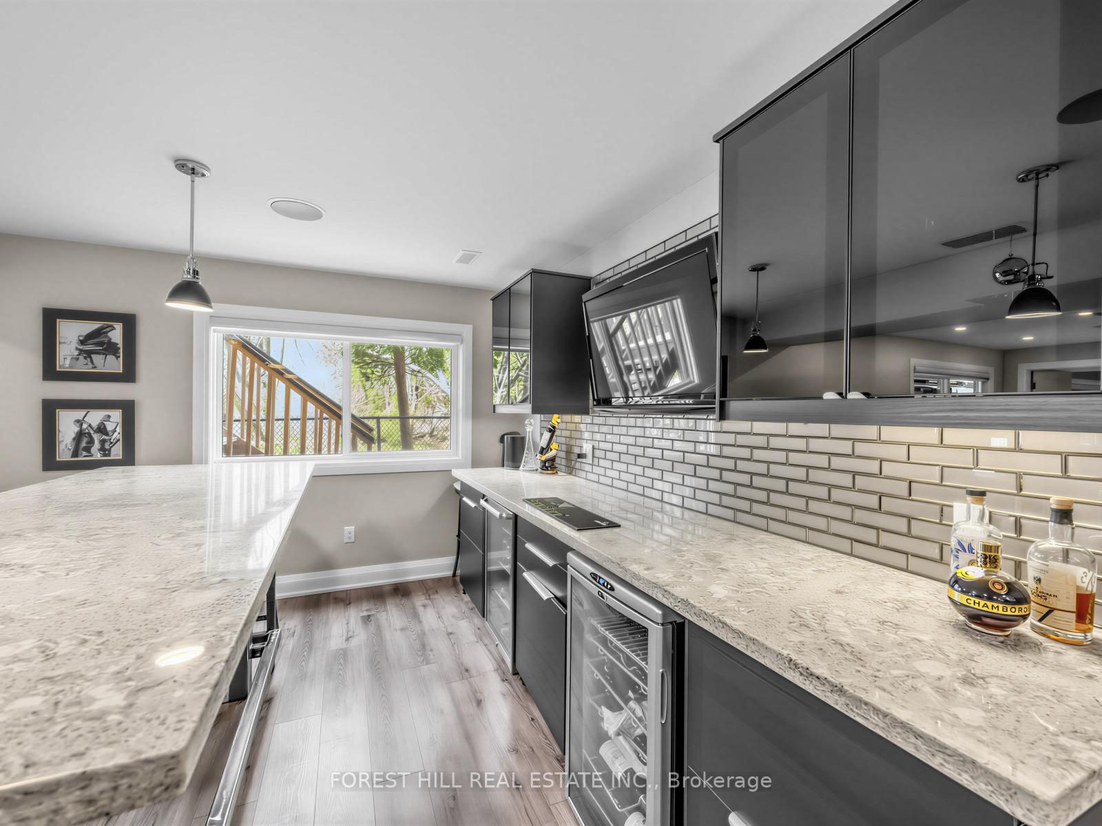 Photo 30 of 358 Kingsway Place, Milton, Old Milton — HOMEH