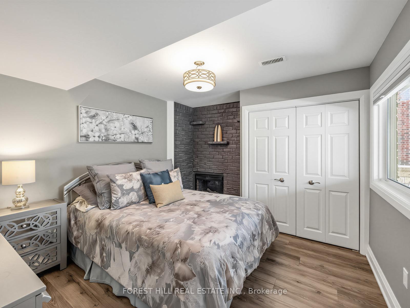 Photo 33 of 358 Kingsway Place, Milton, Old Milton — HOMEH