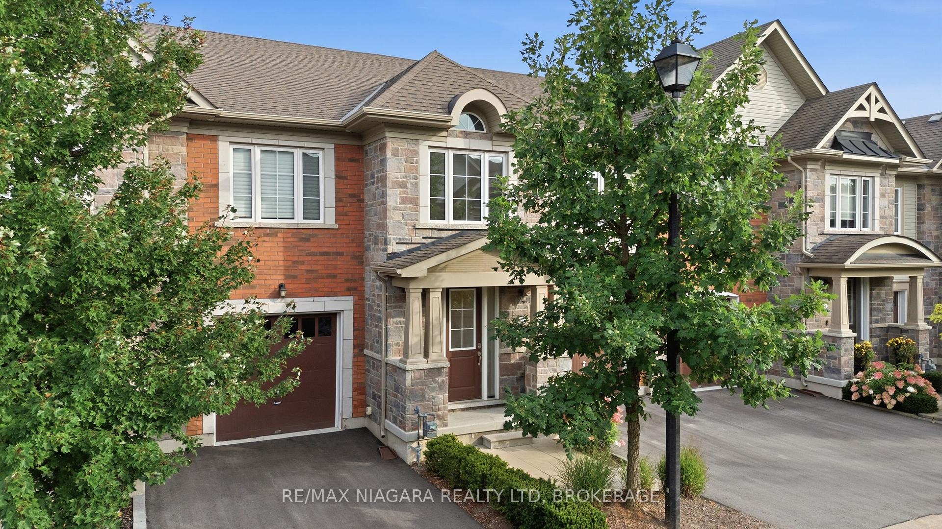 Photo of 12 George Manor
