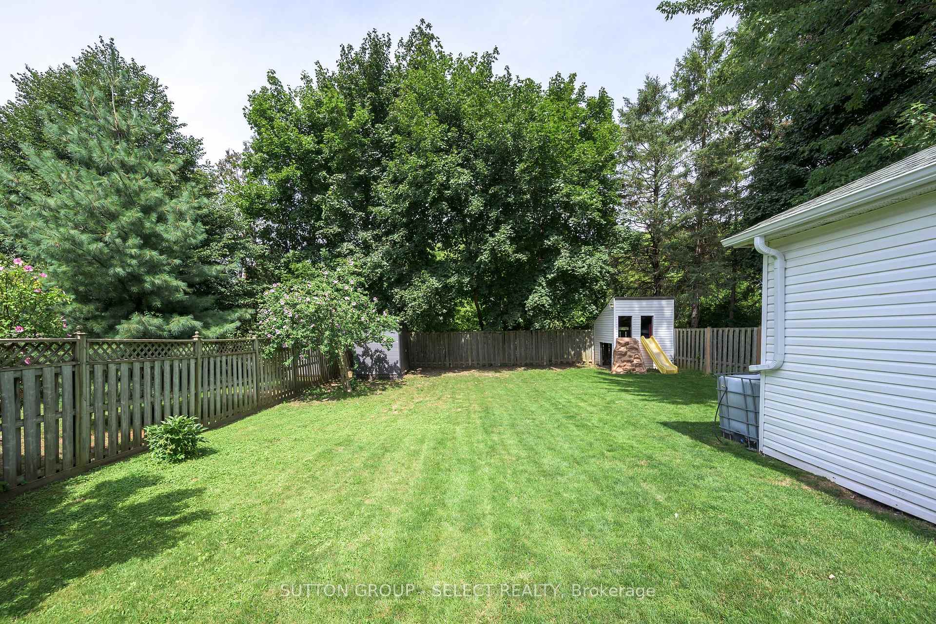 Photo 5 of 1852 Avalon Street, London, East H — HOMEH