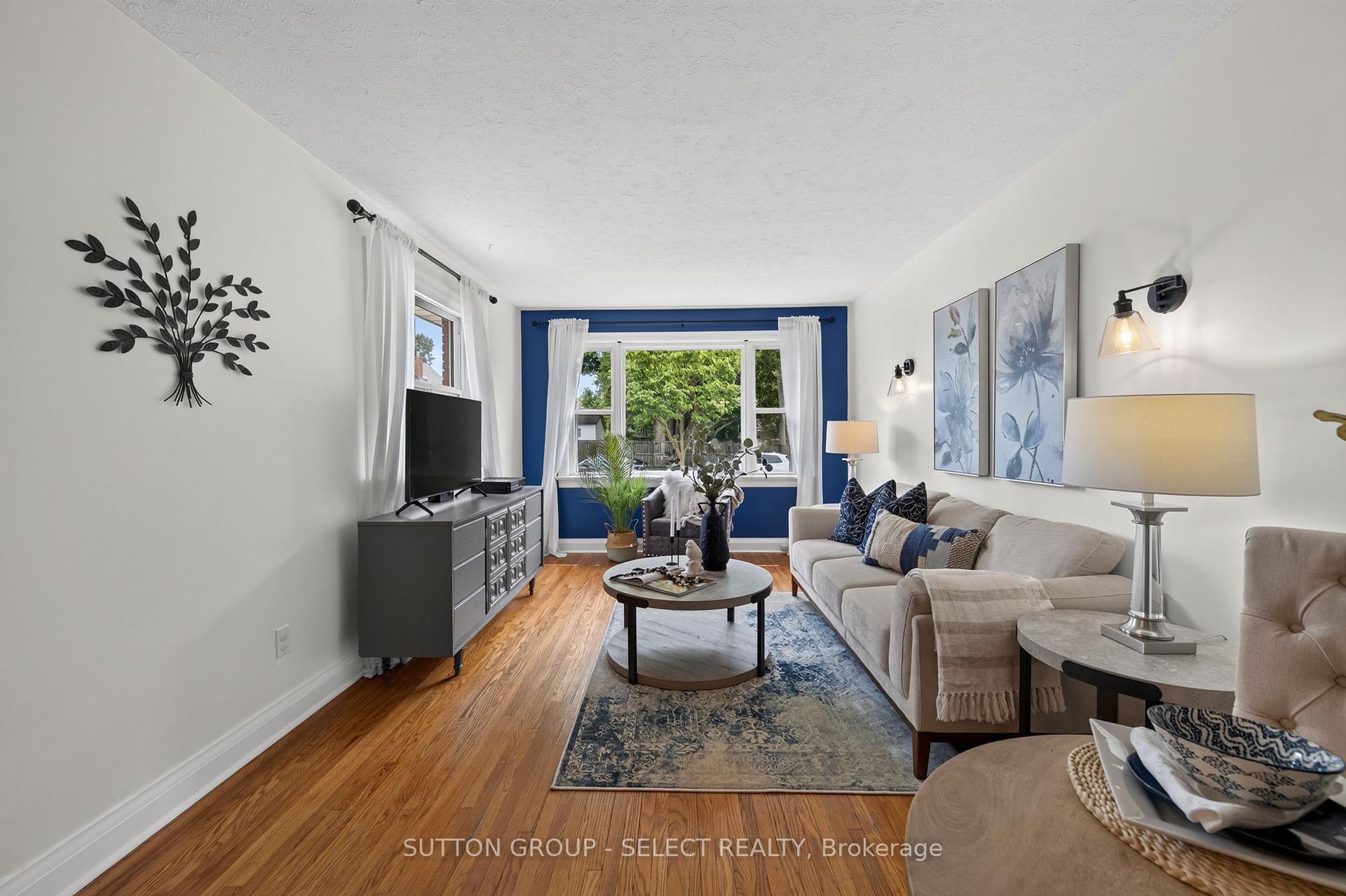 Photo 8 of 1852 Avalon Street, London, East H — HOMEH