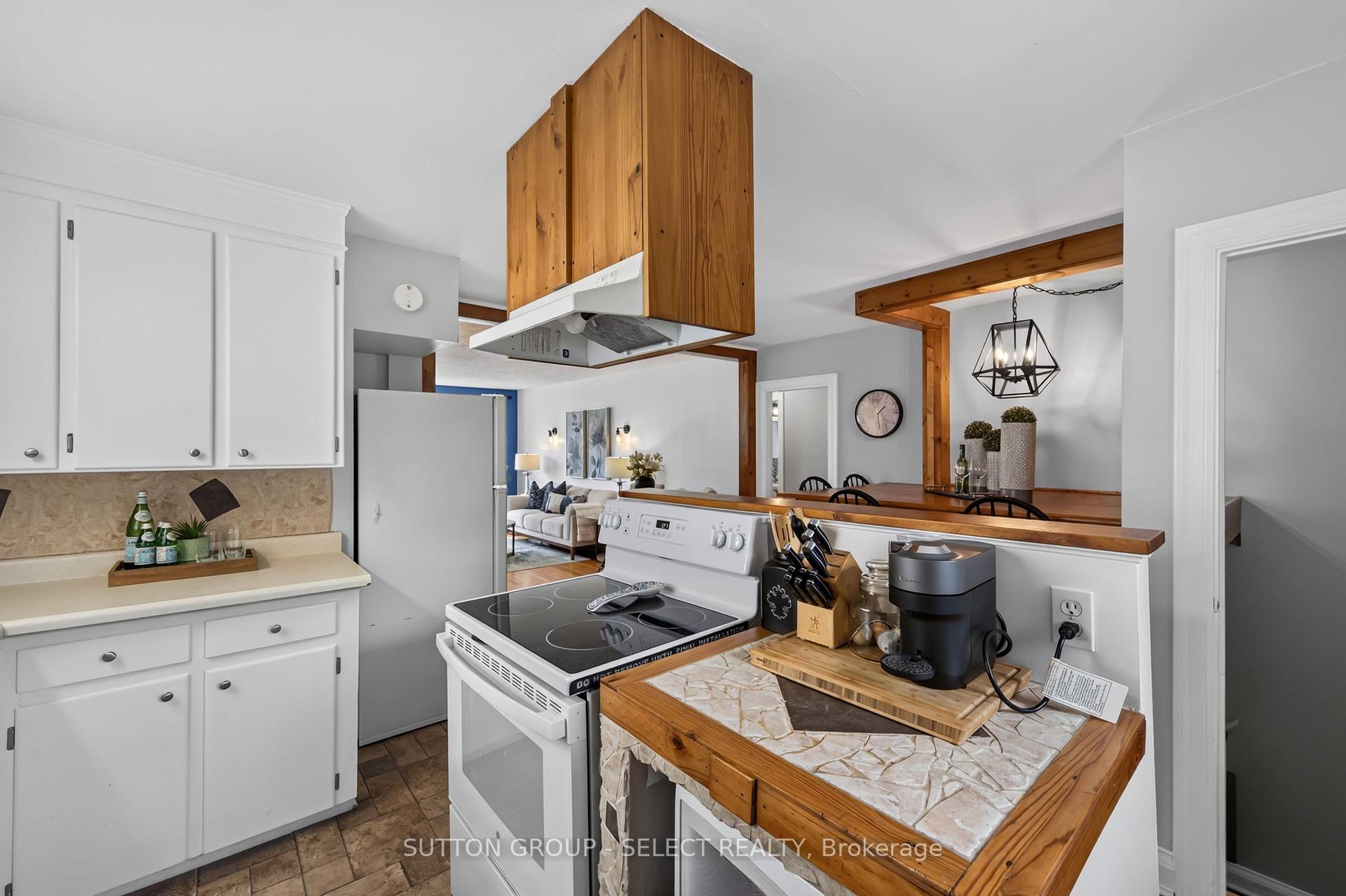 Photo 16 of 1852 Avalon Street, London, East H — HOMEH