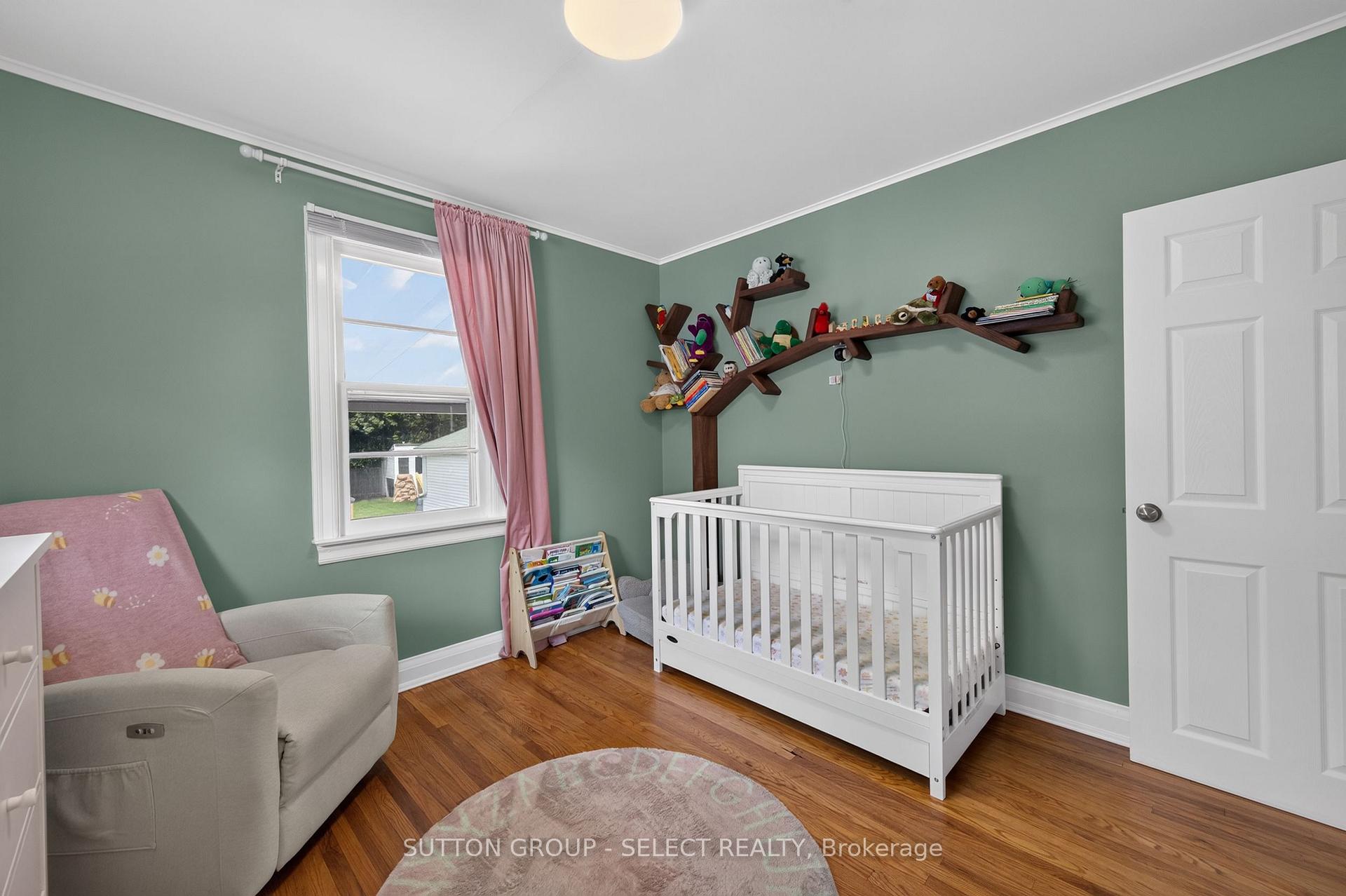 Photo 20 of 1852 Avalon Street, London, East H — HOMEH