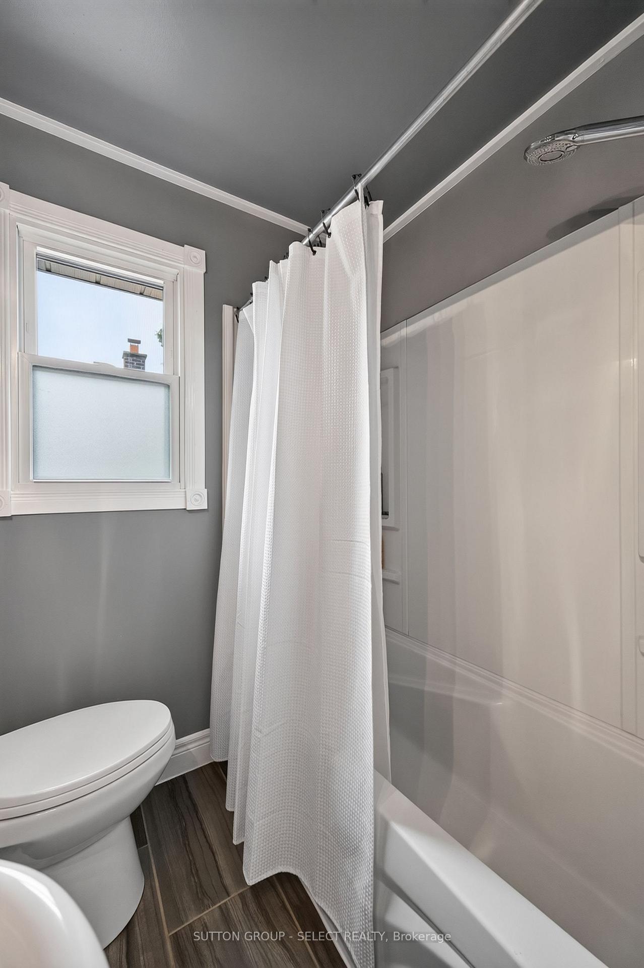 Photo 22 of 1852 Avalon Street, London, East H — HOMEH