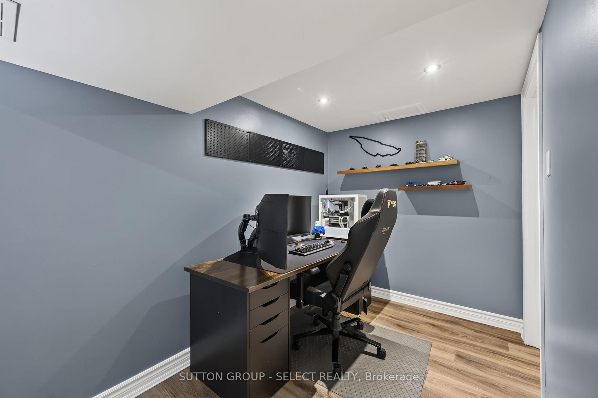 Photo 27 of 1852 Avalon Street, London, East H — HOMEH