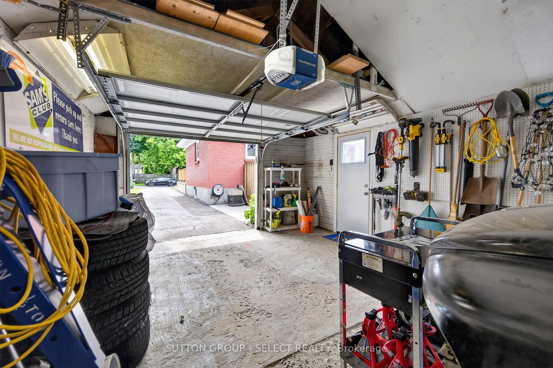 Photo 32 of 1852 Avalon Street, London, East H — HOMEH
