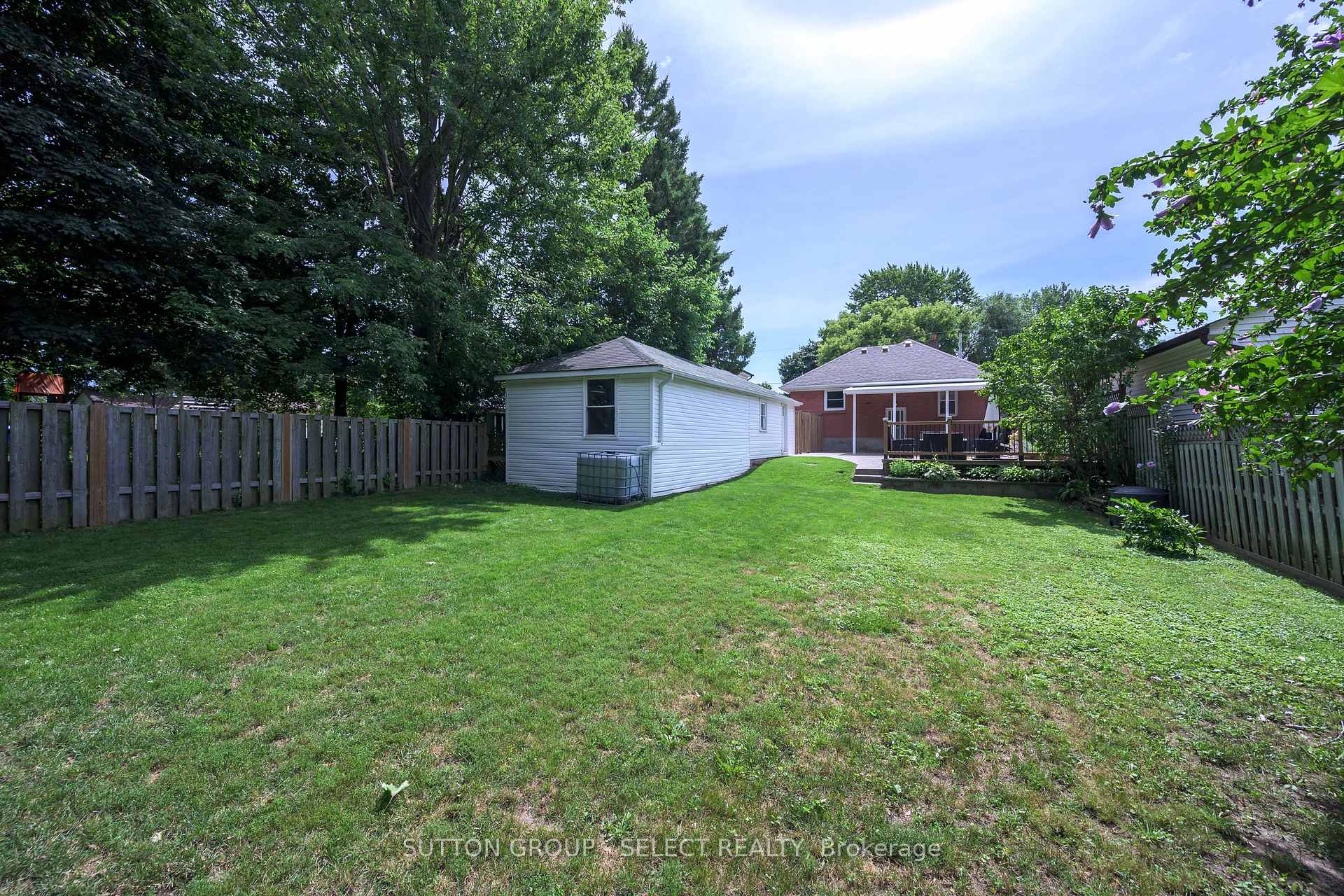 Photo 36 of 1852 Avalon Street, London, East H — HOMEH