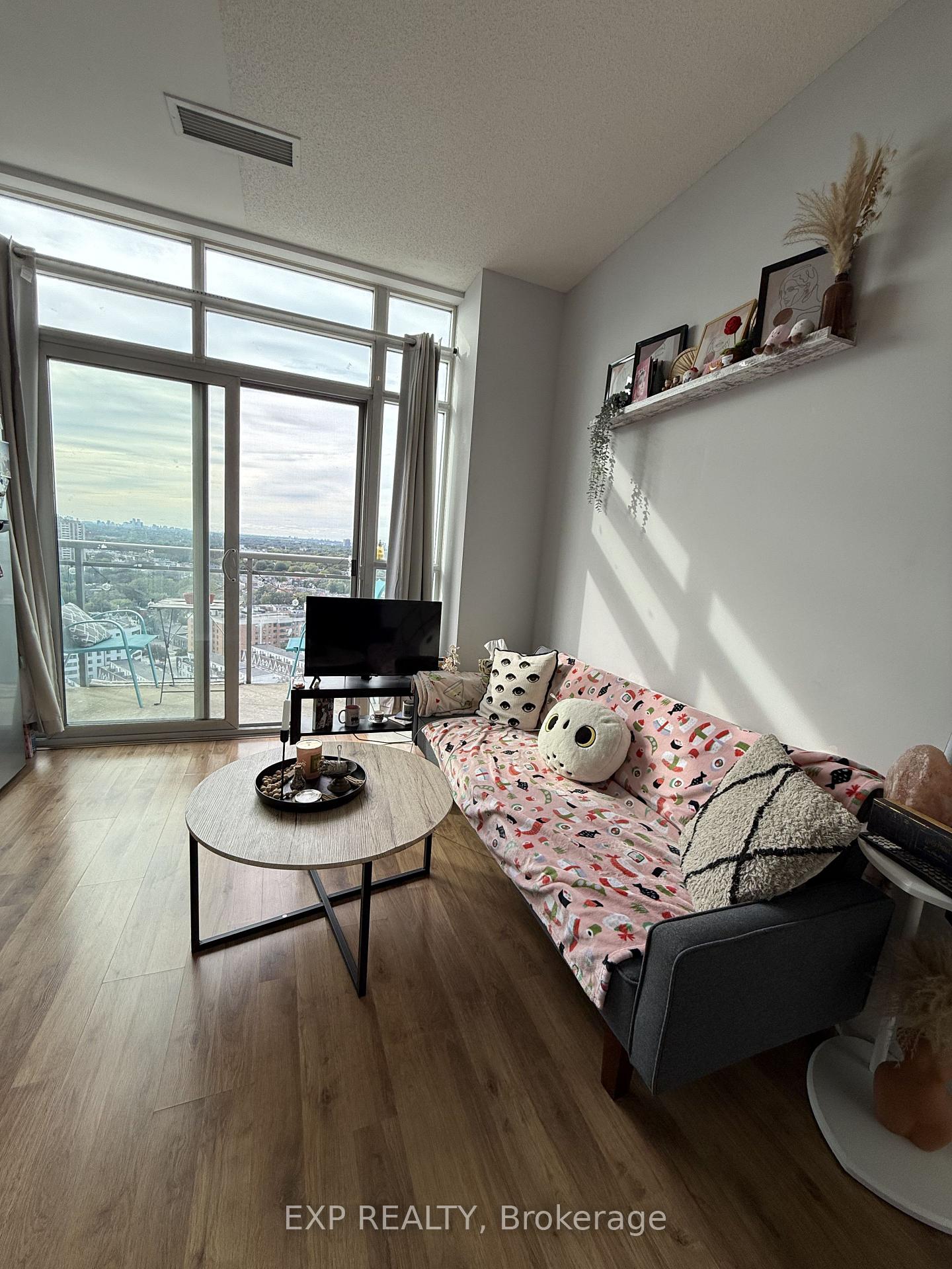Photo 6 of Unit 2208, 38 Joe Shuster Way, Toronto, South Parkdale — HOMEH
