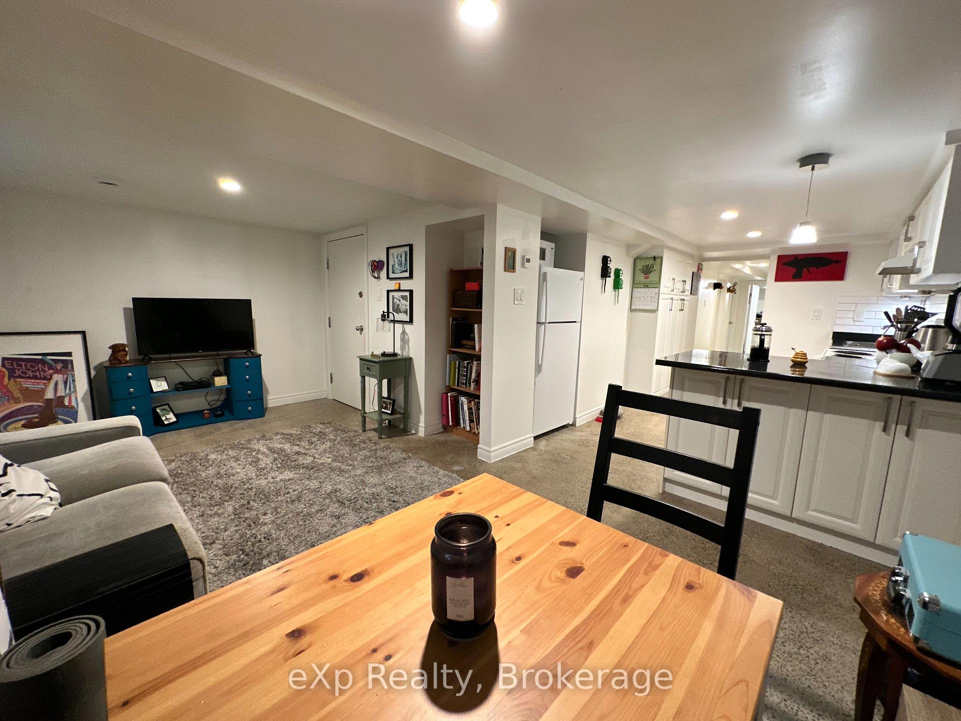 Photo 3 of Unit 3, 36 Second Street, Etobicoke, New Toronto — HOMEH