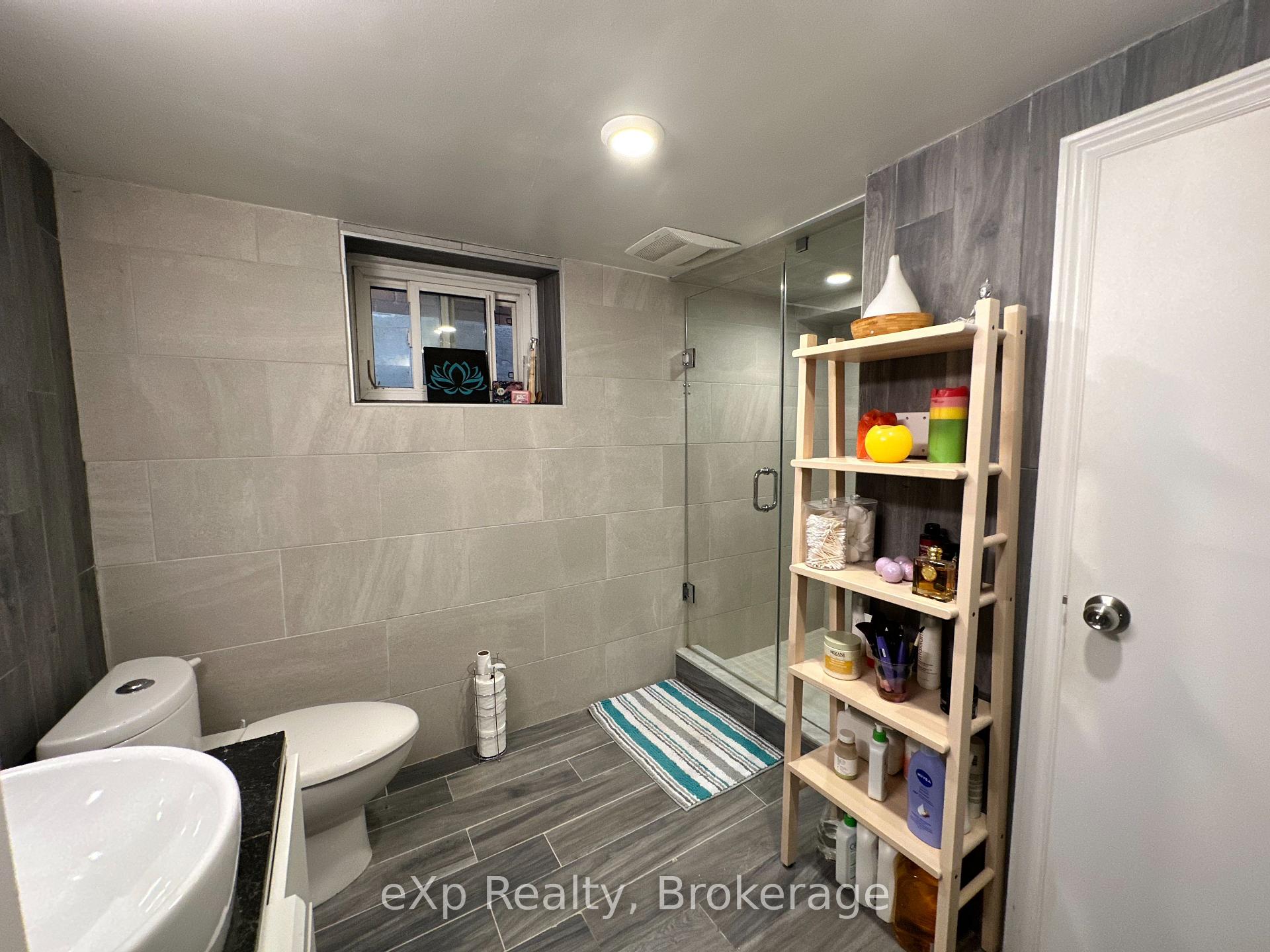 Photo 17 of Unit 3, 36 Second Street, Etobicoke, New Toronto — HOMEH