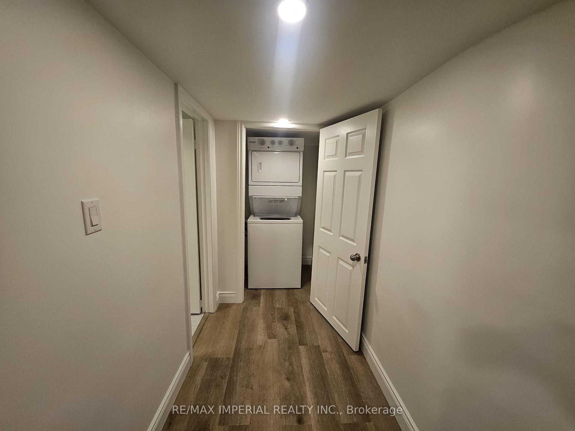 Photo 3 of Unit Basement, 37 Stave Crescent, Richmond Hill, Westbrook — HOMEH