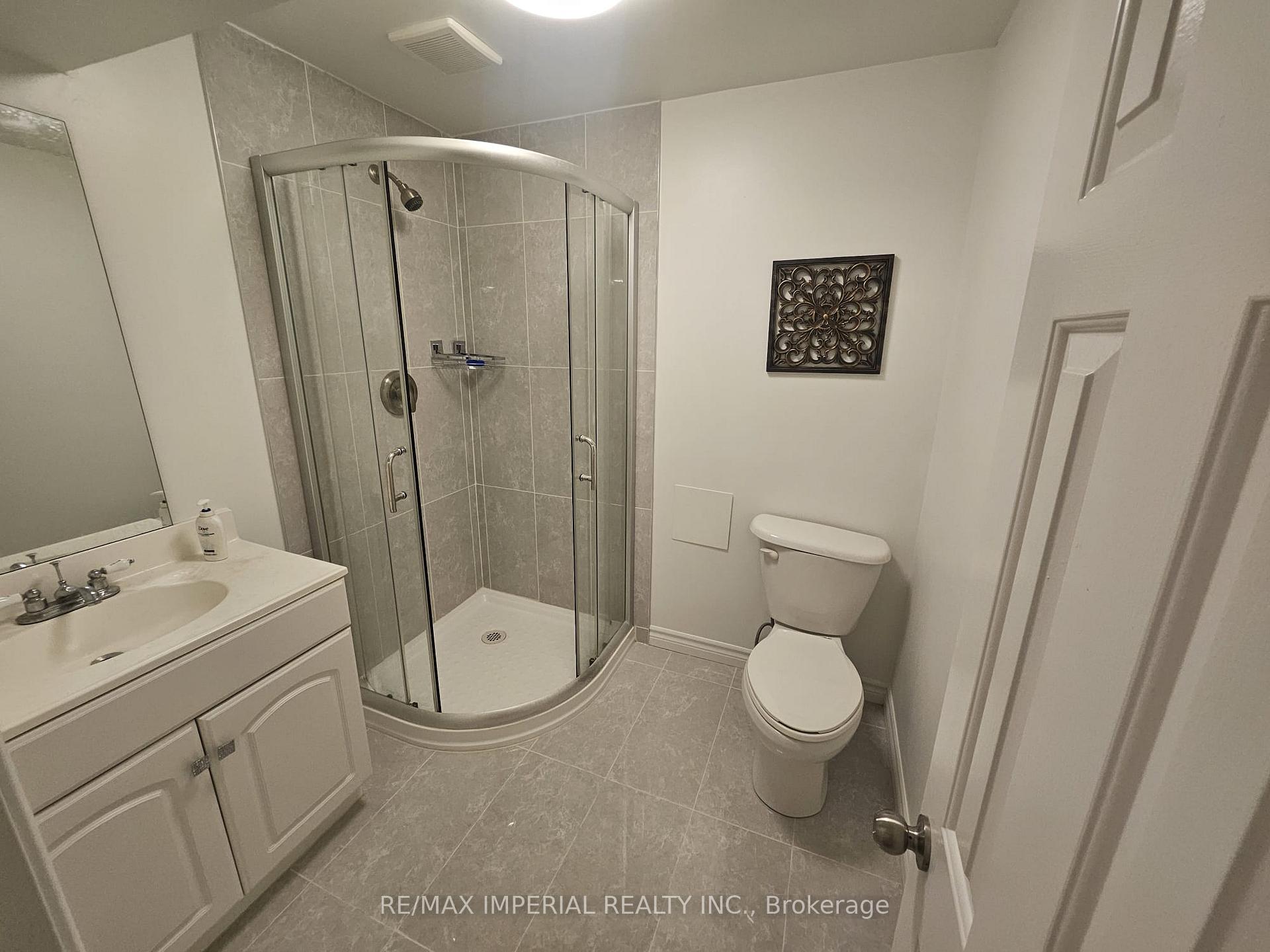 Photo 4 of Unit Basement, 37 Stave Crescent, Richmond Hill, Westbrook — HOMEH
