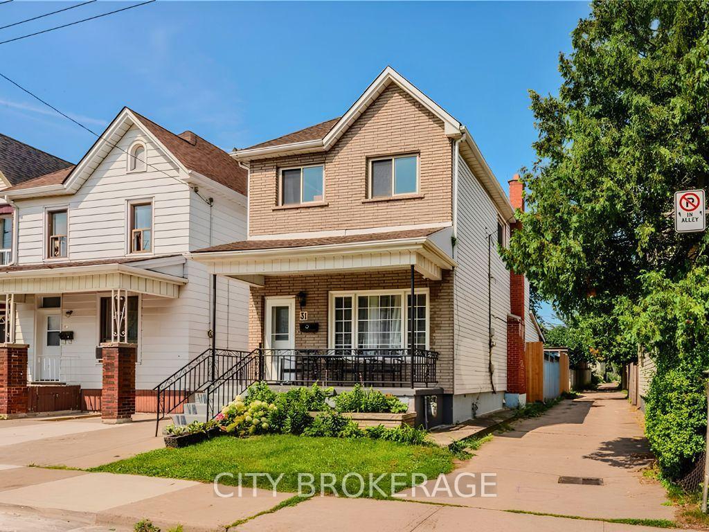 Photo 2 of 31 Kinrade Avenue, Hamilton, Gibson — HOMEH