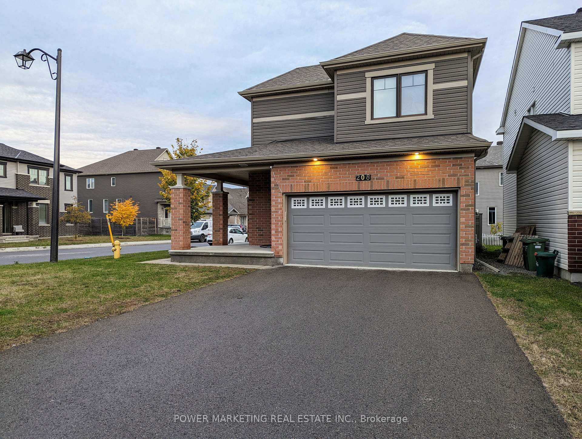 Photo 1 of 208 Alex Polowin Avenue, Ottawa, Barrhaven - Half Moon Bay — HOMEH