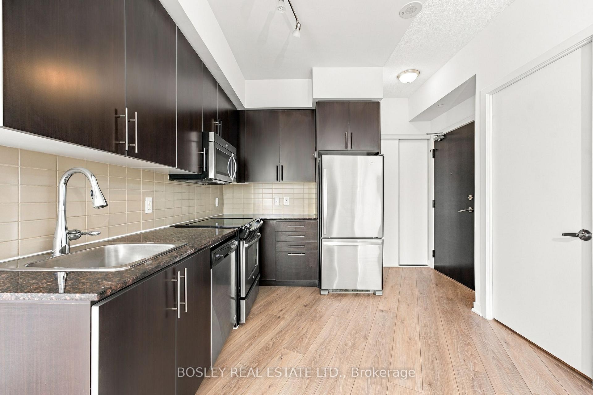 Photo 5 of Unit 1409, 60 Berwick Ave, Toronto, Yonge-Eglinton — HOMEH