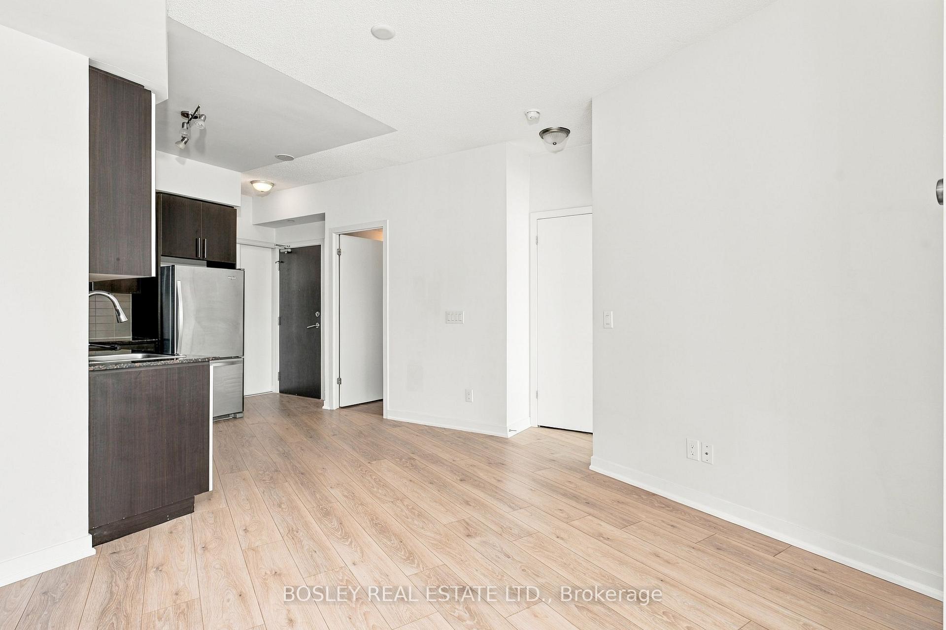 Photo 9 of Unit 1409, 60 Berwick Ave, Toronto, Yonge-Eglinton — HOMEH
